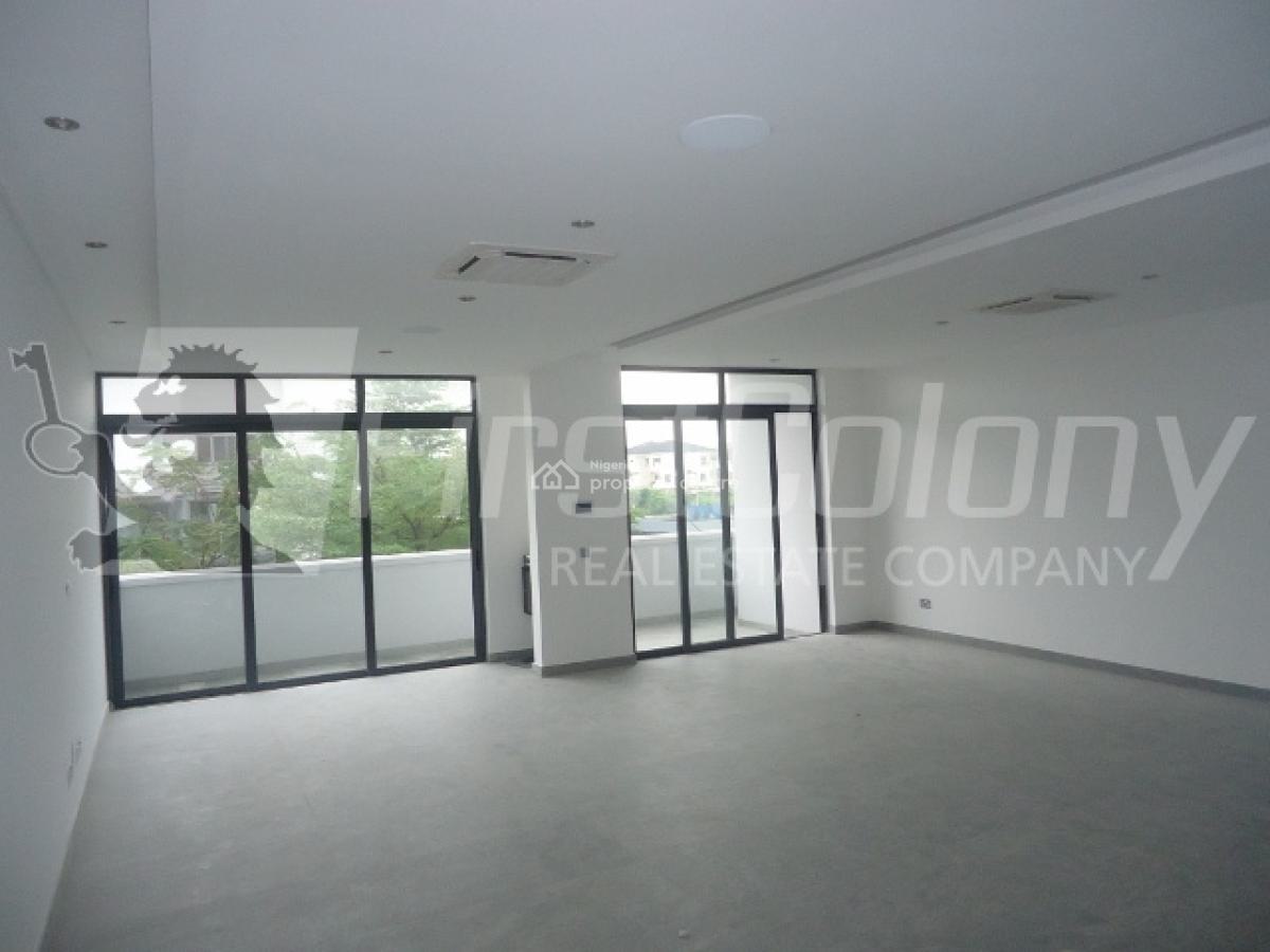 Ample Pent-floor 4 Bedroom Luxury Apartment with Great Facilities, Banana Island, Ikoyi, Lagos, Flat / Apartment for Rent