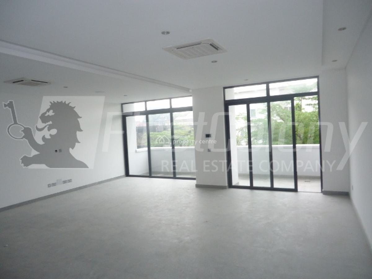 Ample Pent-floor 4 Bedroom Luxury Apartment with Great Facilities, Banana Island, Ikoyi, Lagos, Flat / Apartment for Rent