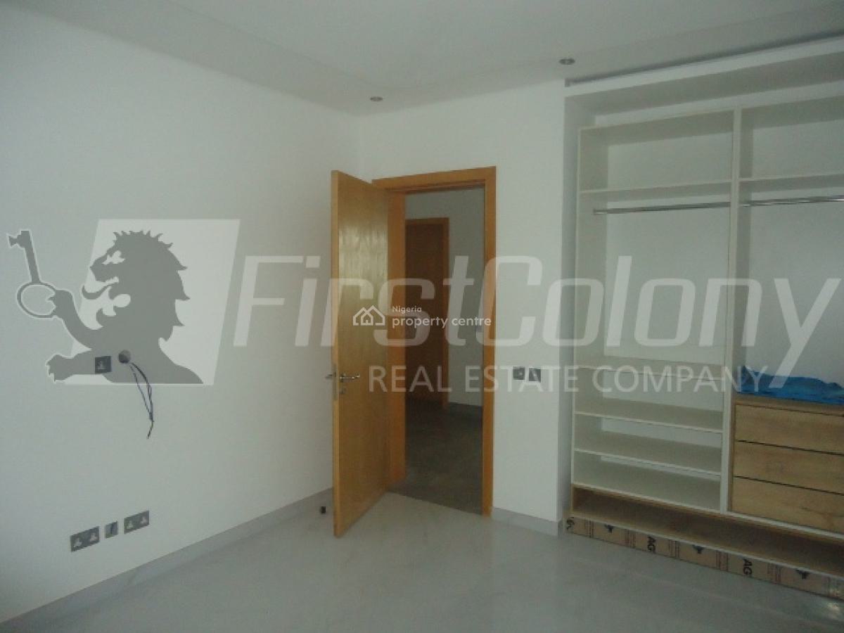 Ample Pent-floor 4 Bedroom Luxury Apartment with Great Facilities, Banana Island, Ikoyi, Lagos, Flat / Apartment for Rent