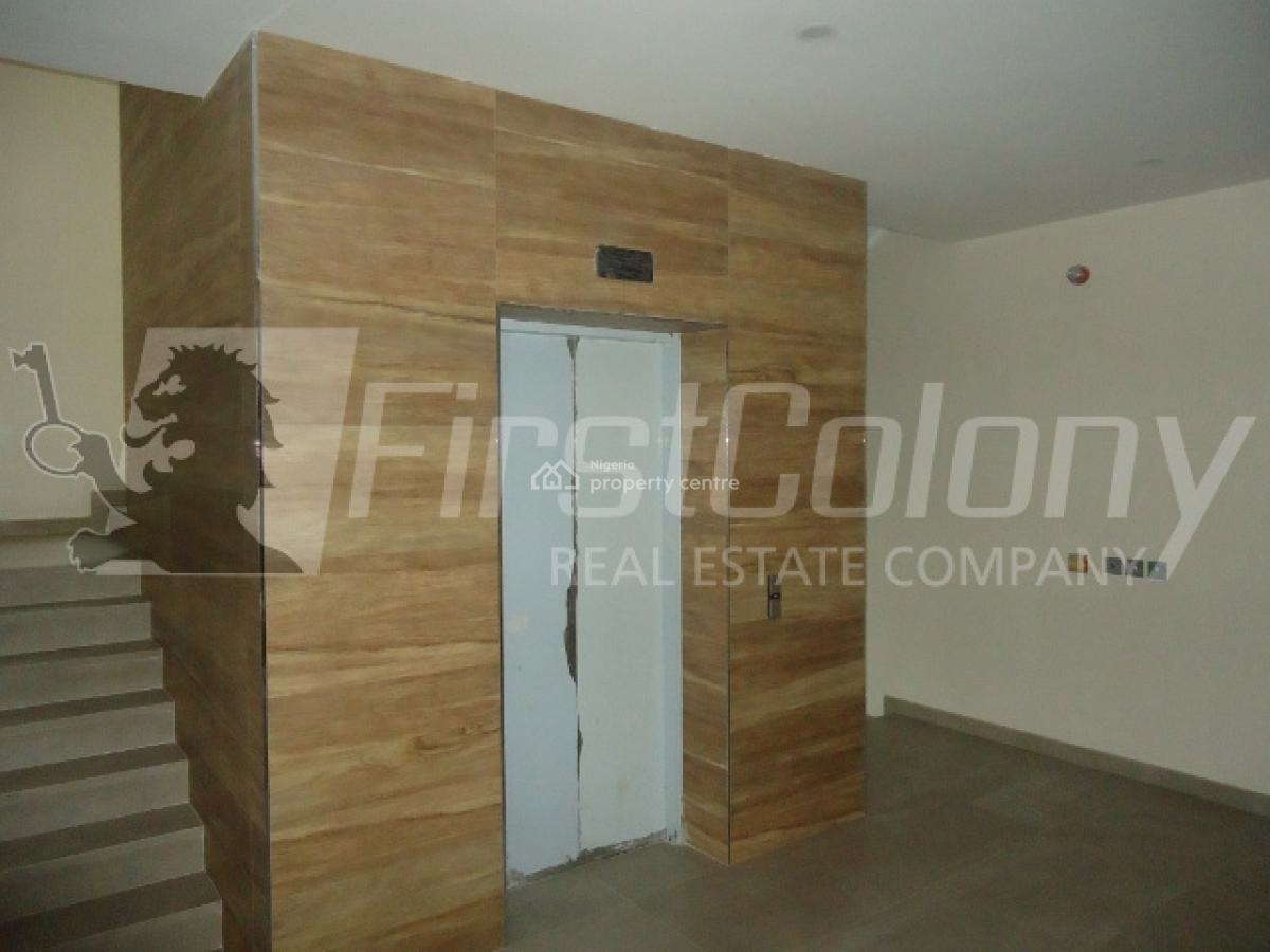 Ample Pent-floor 4 Bedroom Luxury Apartment with Great Facilities, Banana Island, Ikoyi, Lagos, Flat / Apartment for Rent