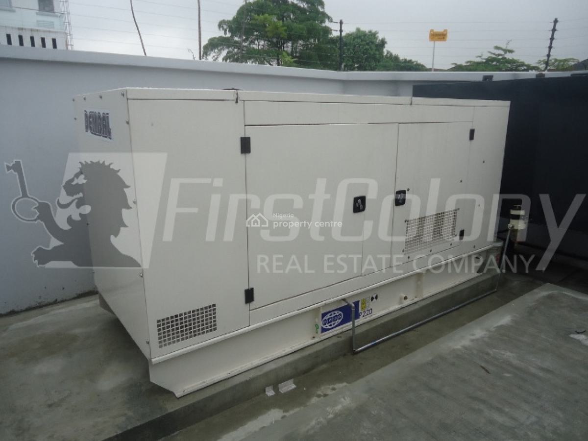 Ample Pent-floor 4 Bedroom Luxury Apartment with Great Facilities, Banana Island, Ikoyi, Lagos, Flat / Apartment for Rent