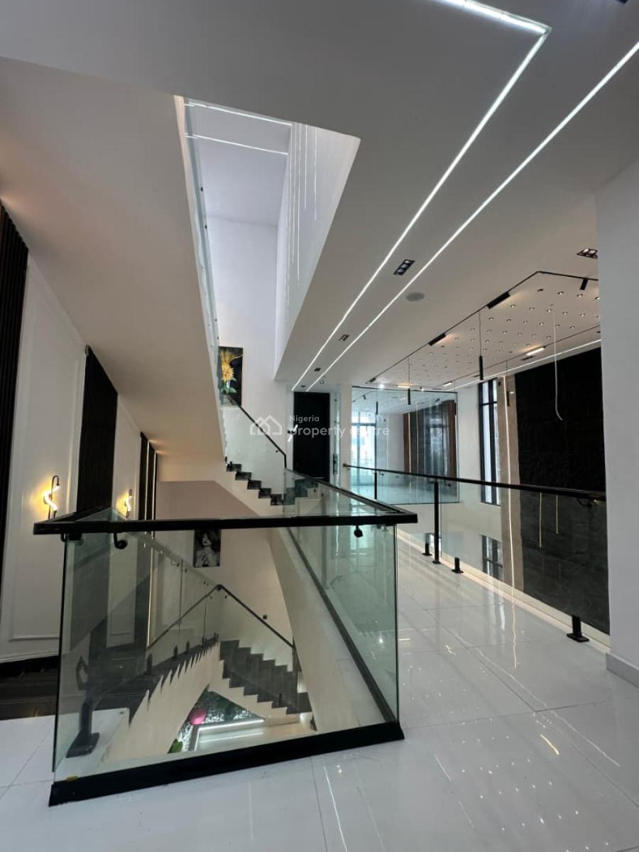 Contemporary 6 Bedroom Fully Detached, Smart Home, Fitted Kitchen, Water Heater, Parking Space , Good Estate, Lekki, Lagos, Detached Duplex for Sale