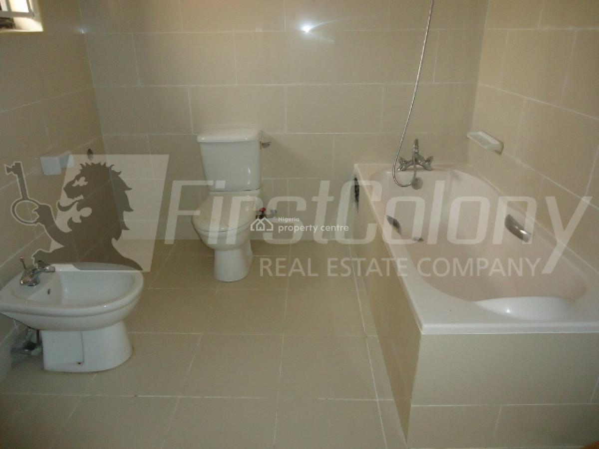 Well Maintained Ample 4 Bedroom Duplex with Excellent Facilities, Old Ikoyi, Ikoyi, Lagos, Terraced Duplex for Rent