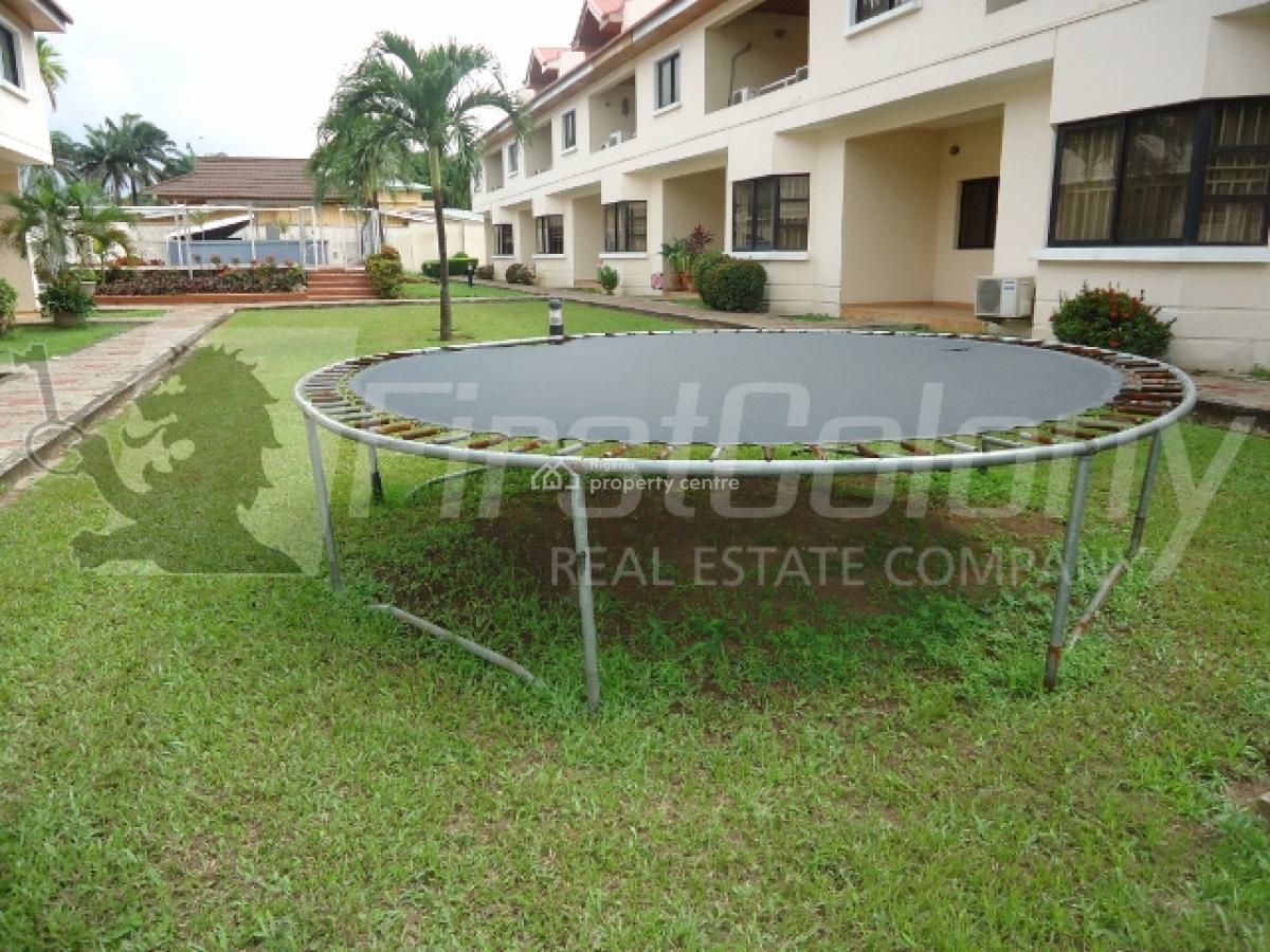 Well Maintained Ample 4 Bedroom Duplex with Excellent Facilities, Old Ikoyi, Ikoyi, Lagos, Terraced Duplex for Rent