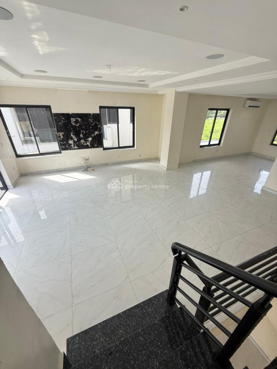 Spacious Self-gated 5-bedroom Semi-detached Duplex with Bq, Banana Island, Ikoyi, Lagos, Semi-detached Duplex for Rent