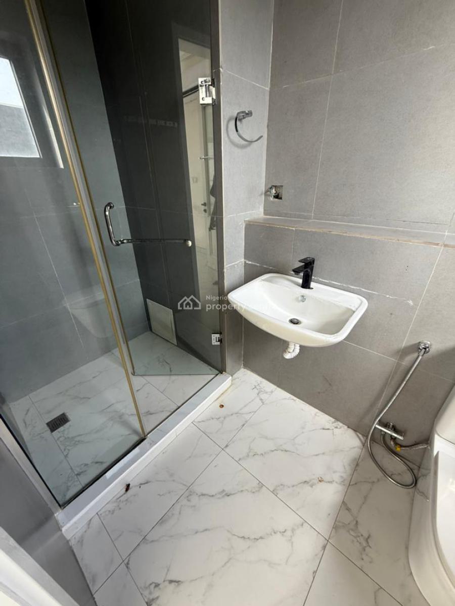 Spacious Self-gated 5-bedroom Semi-detached Duplex with Bq, Banana Island, Ikoyi, Lagos, Semi-detached Duplex for Rent