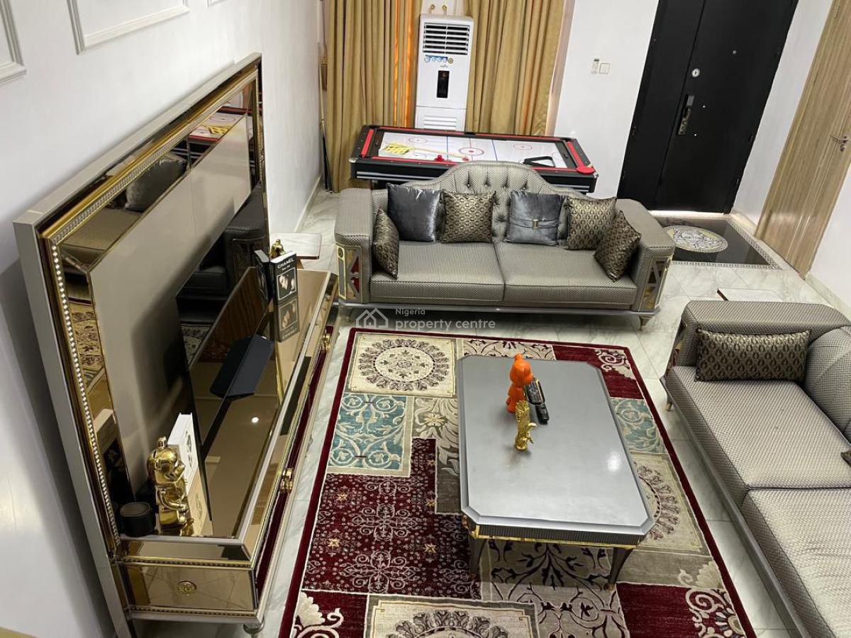 Fully Furnished 4bedrooms with Bq, Ologolo, Lekki, Lagos, Flat / Apartment for Rent