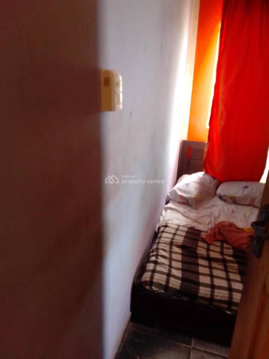 8rooms Modern Hotel with Swimming Pool, Itaoluo, Malato Estate, Ikorodu, Lagos, Hotel / Guest House for Sale