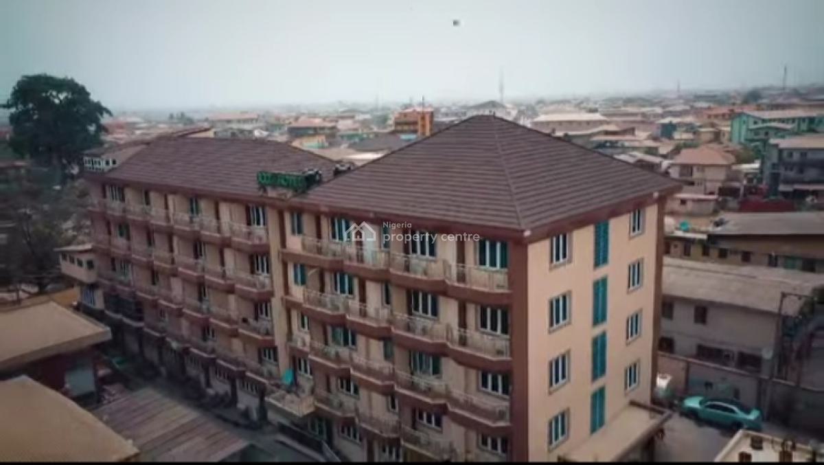 3-star Hotel for Lease, Onipanu, Behind Conoil, Off Ikorodu Road, Palmgrove, Ilupeju, Lagos, Hotel / Guest House for Rent