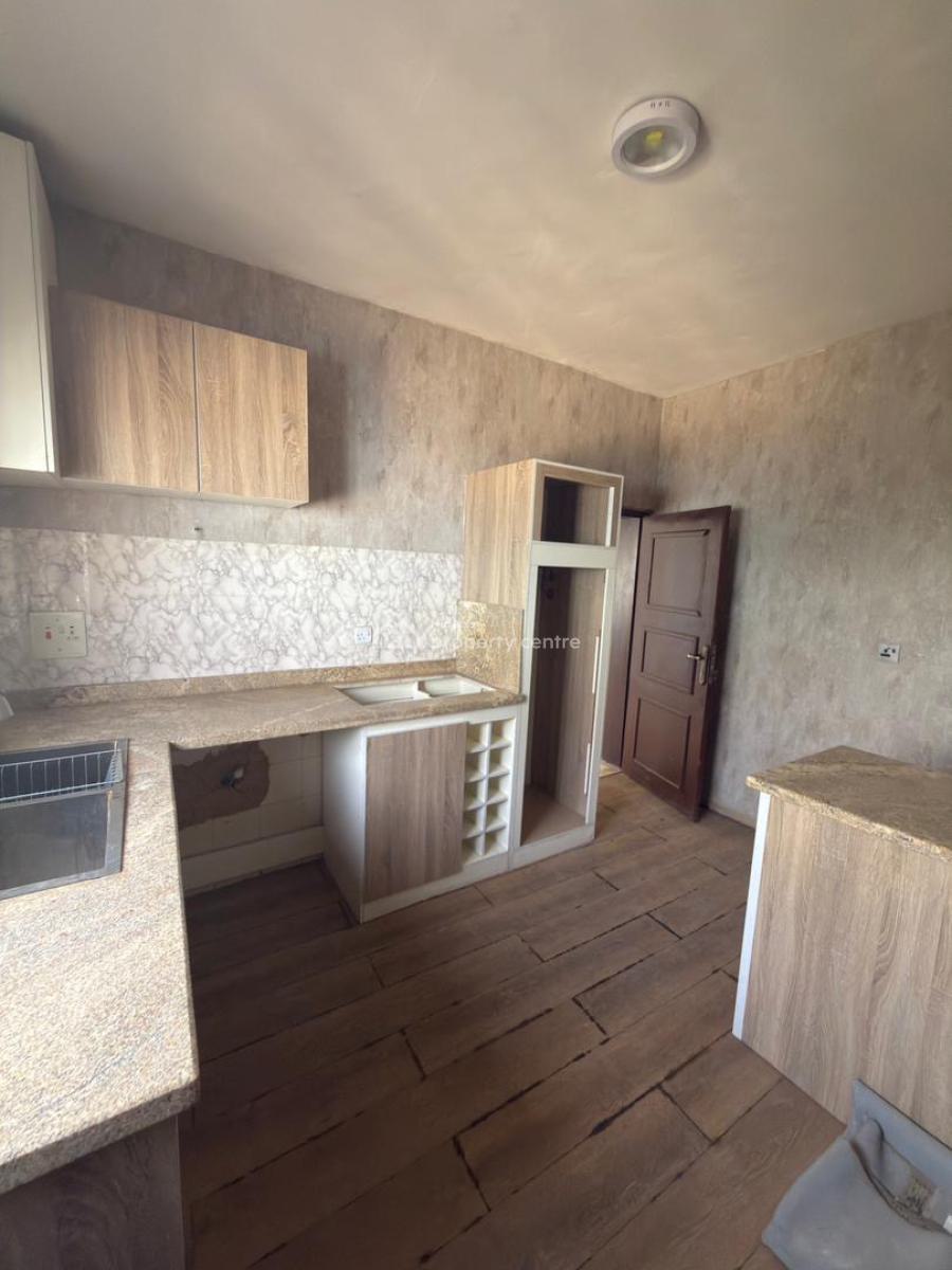 Nicely Built 2 Bedroom Apartment, Life Camp, Abuja, Flat / Apartment for Sale