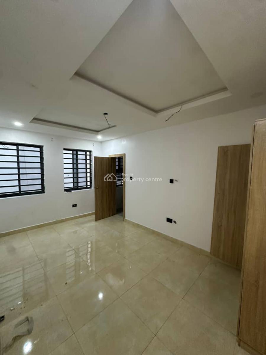 Brand New 2-bedroom Apartment, Ologolo, Lekki, Lagos, Flat / Apartment for Rent