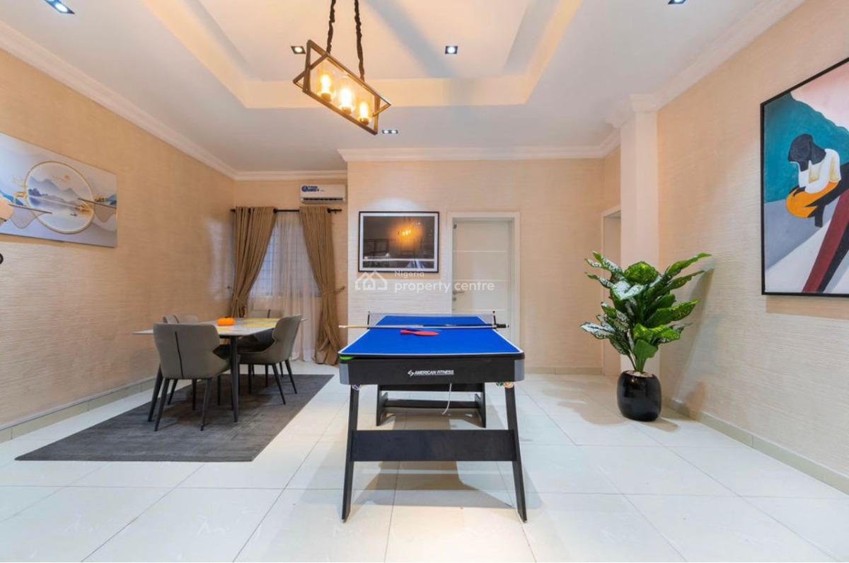 Vancouver --- 3 Bedroom Apartment Lekki Right, Maruwa (grey, Maruwa Lekki Right, Lekki, Lagos, Flat / Apartment Short Let