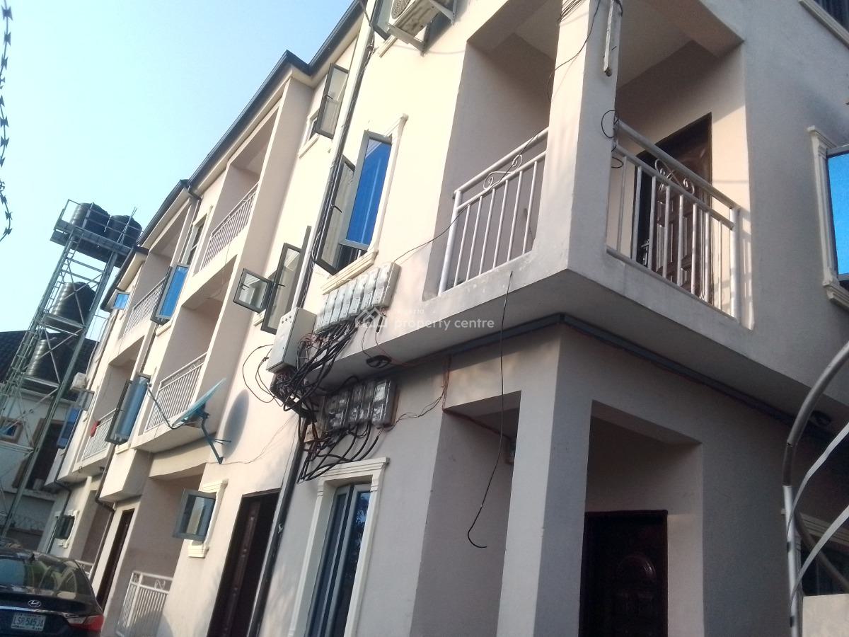 Spacious Luxury Shared Apartment with Excellent Features, Victory Estate Rd, Ogombo, Ajah, Lagos, Flat / Apartment for Rent