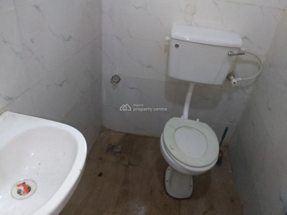 Spacious Luxury Shared Apartment with Excellent Features, Victory Estate Rd, Ogombo, Ajah, Lagos, Flat / Apartment for Rent