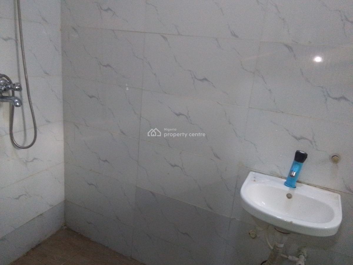 Spacious Luxury Shared Apartment with Excellent Features, Victory Estate Rd, Ogombo, Ajah, Lagos, Flat / Apartment for Rent