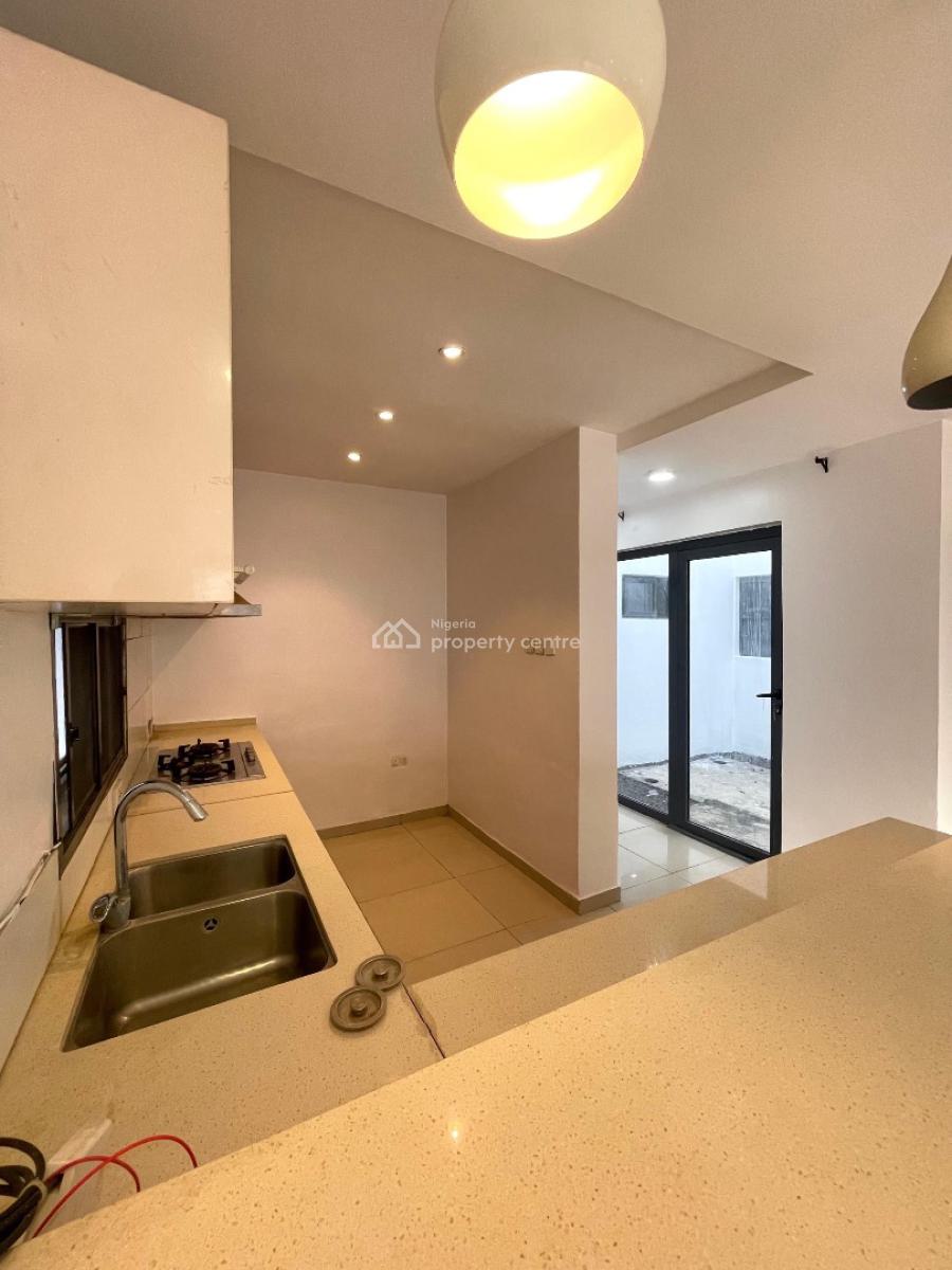 Luxury 2-bedroom Apartment with Bq and Personal Outdoor Space, Osapa, Lekki, Lagos, Flat / Apartment for Sale