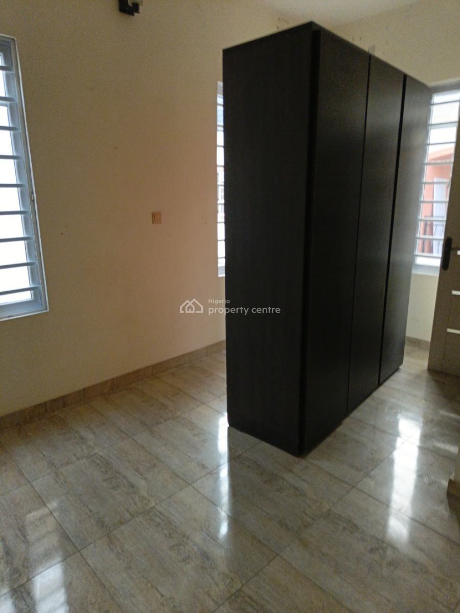 3 Bedroom Apartment, Lekki Phase 1, Lekki, Lagos, Flat / Apartment for Rent
