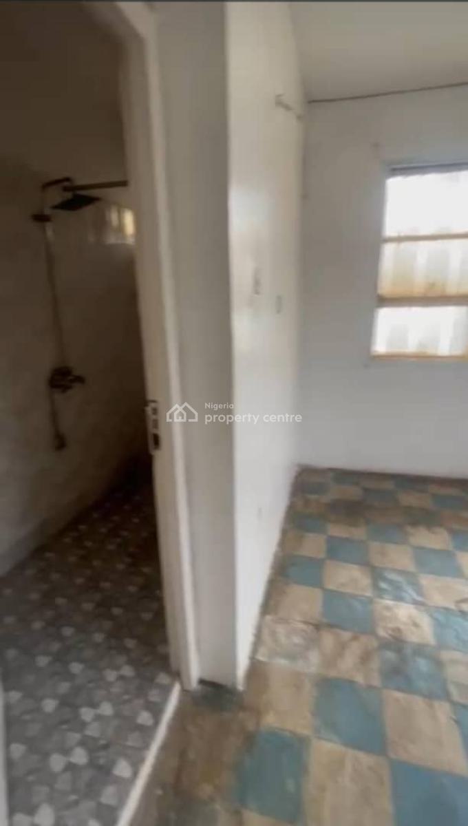 Lovely 3bedroom Flat, Primate Adejobi Crescent, Aladura Estate, Anthony, Maryland, Lagos, Flat / Apartment for Rent