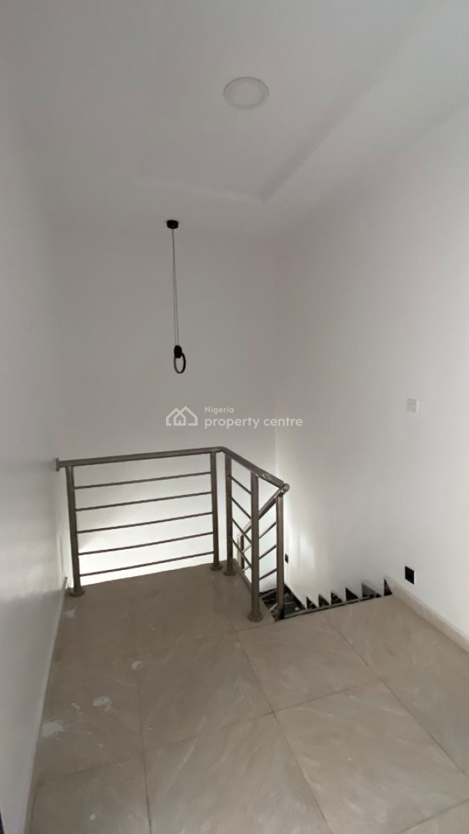 Well Maintained 3 Bedroom Terraced Duplex in a Call to Access Estate, Ikota, Lekki, Lagos, Terraced Duplex for Sale