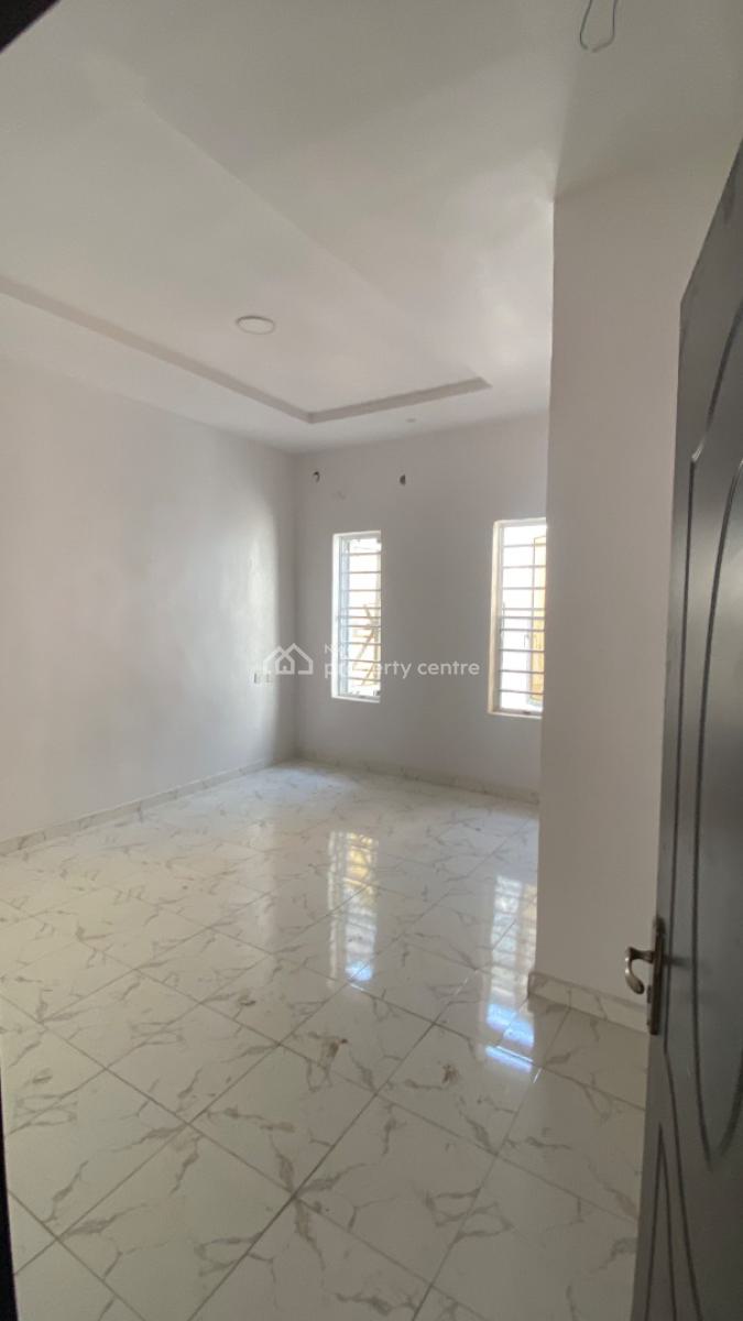 Well Maintained 3 Bedroom Terraced Duplex in a Call to Access Estate, Ikota, Lekki, Lagos, Terraced Duplex for Sale