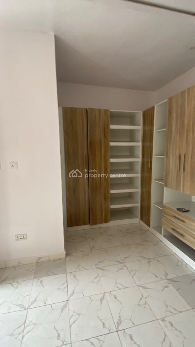 Well Maintained 3 Bedroom Terraced Duplex in a Call to Access Estate, Ikota, Lekki, Lagos, Terraced Duplex for Sale