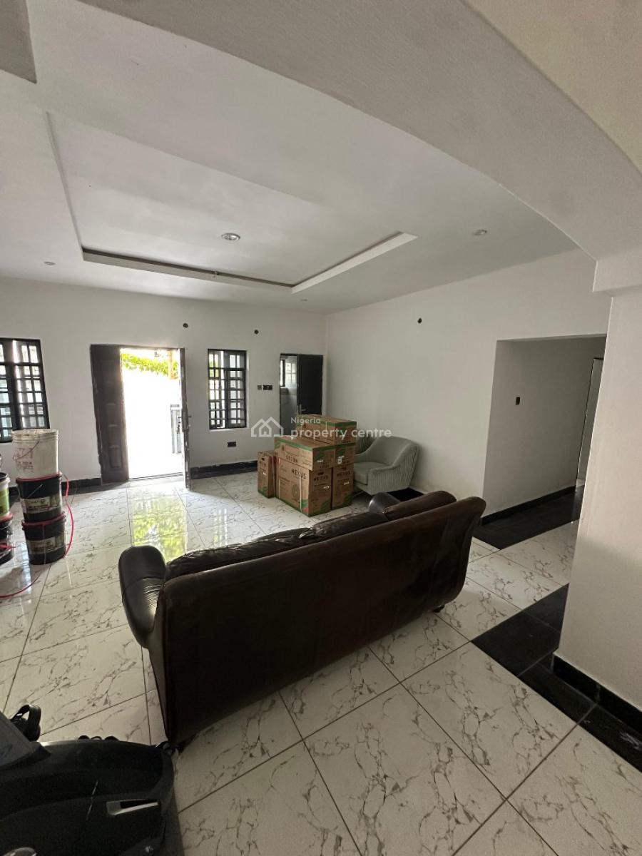 3 Bedroom Apartment in a Secure Estate, Ikota, Lekki, Lagos, Flat / Apartment for Rent
