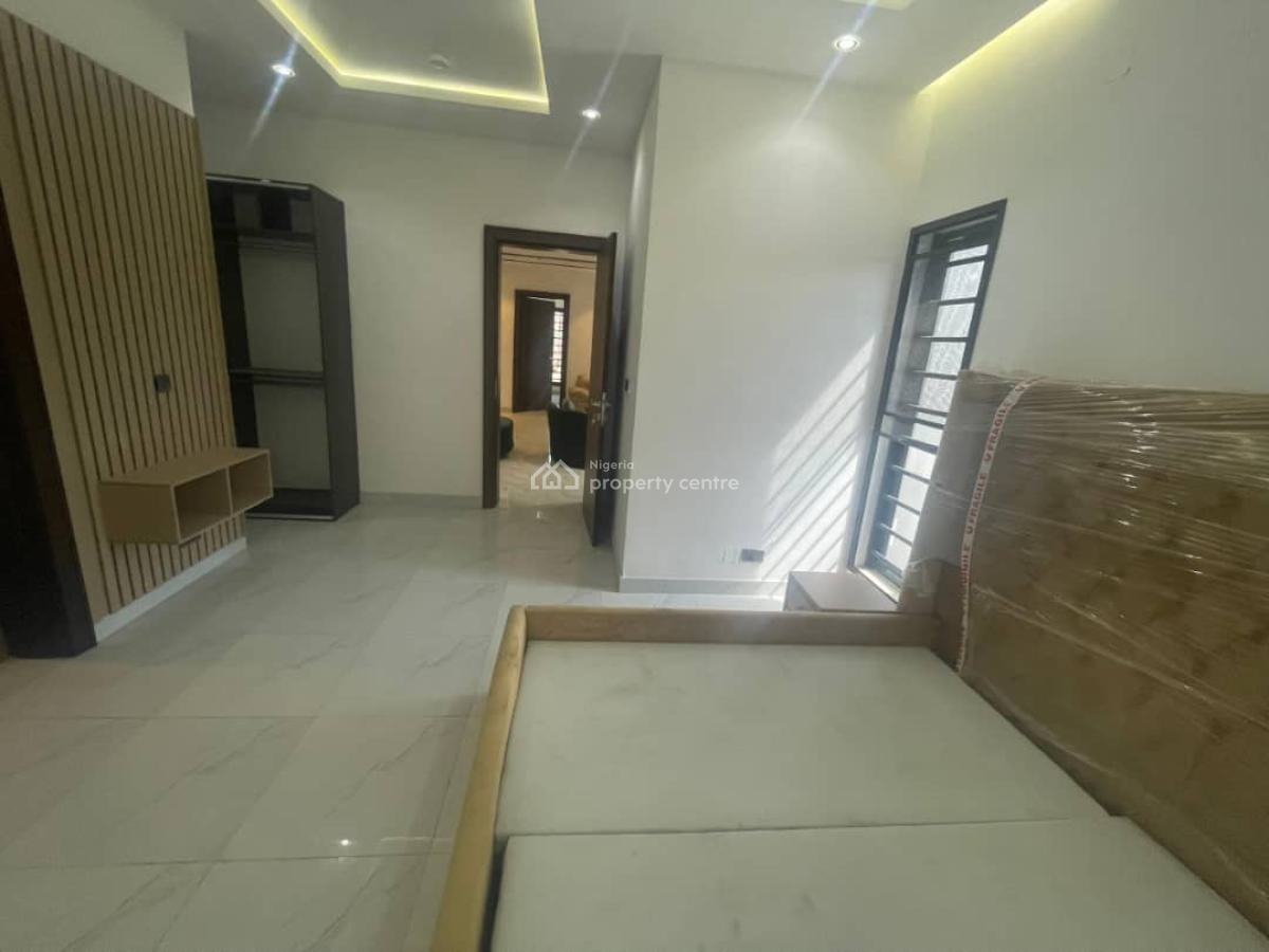 4 Bedroom Terrace with Bq, Ologolo, Lekki, Lagos, Terraced Duplex for Rent