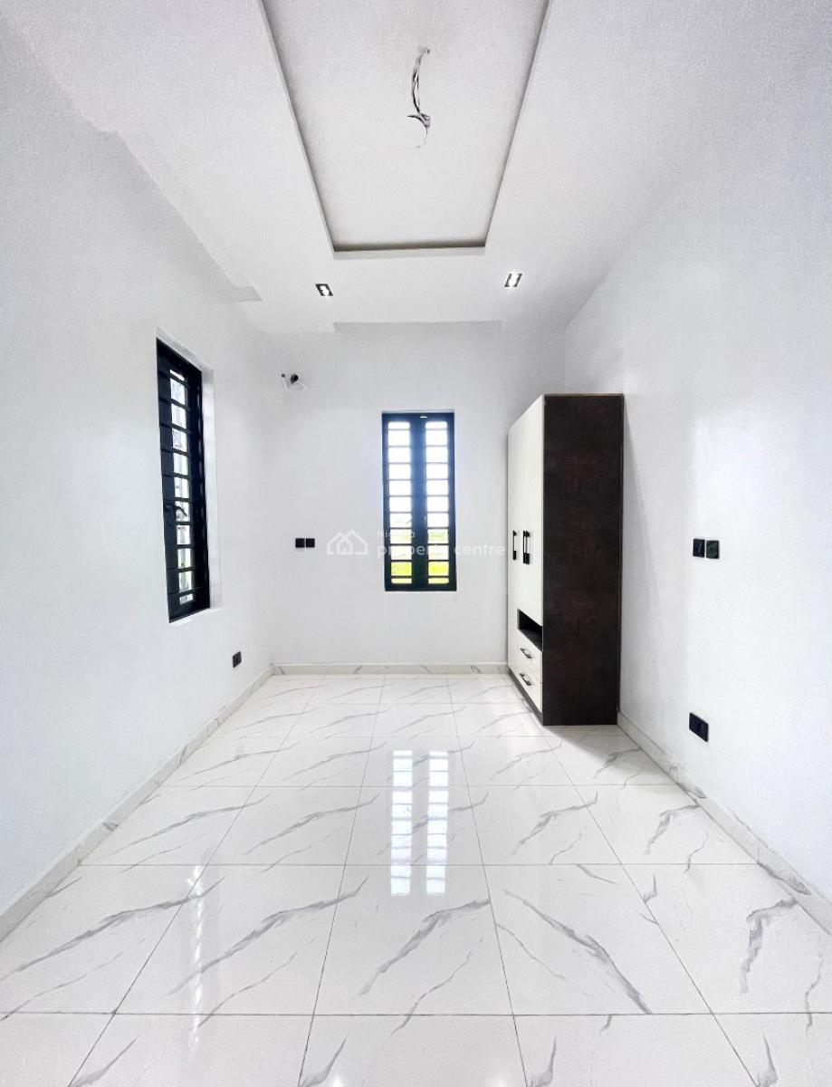 Stunning 4 Bedroom Fully Detached Duplex with Bq & Ample Parking Space, Lovely 4 Bedroom Fully Detached Duplex with Ample Parking Space & Bq, Ajah, Lagos, Detached Duplex for Sale