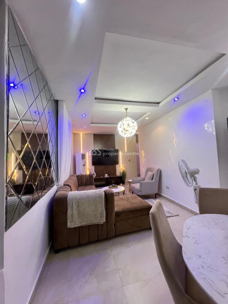 Luxurious Well Furnished 2 Bedroom Apartment with Pool & 24/7 Light, Lekki Phase 1, Lekki, Lagos, Flat / Apartment for Rent