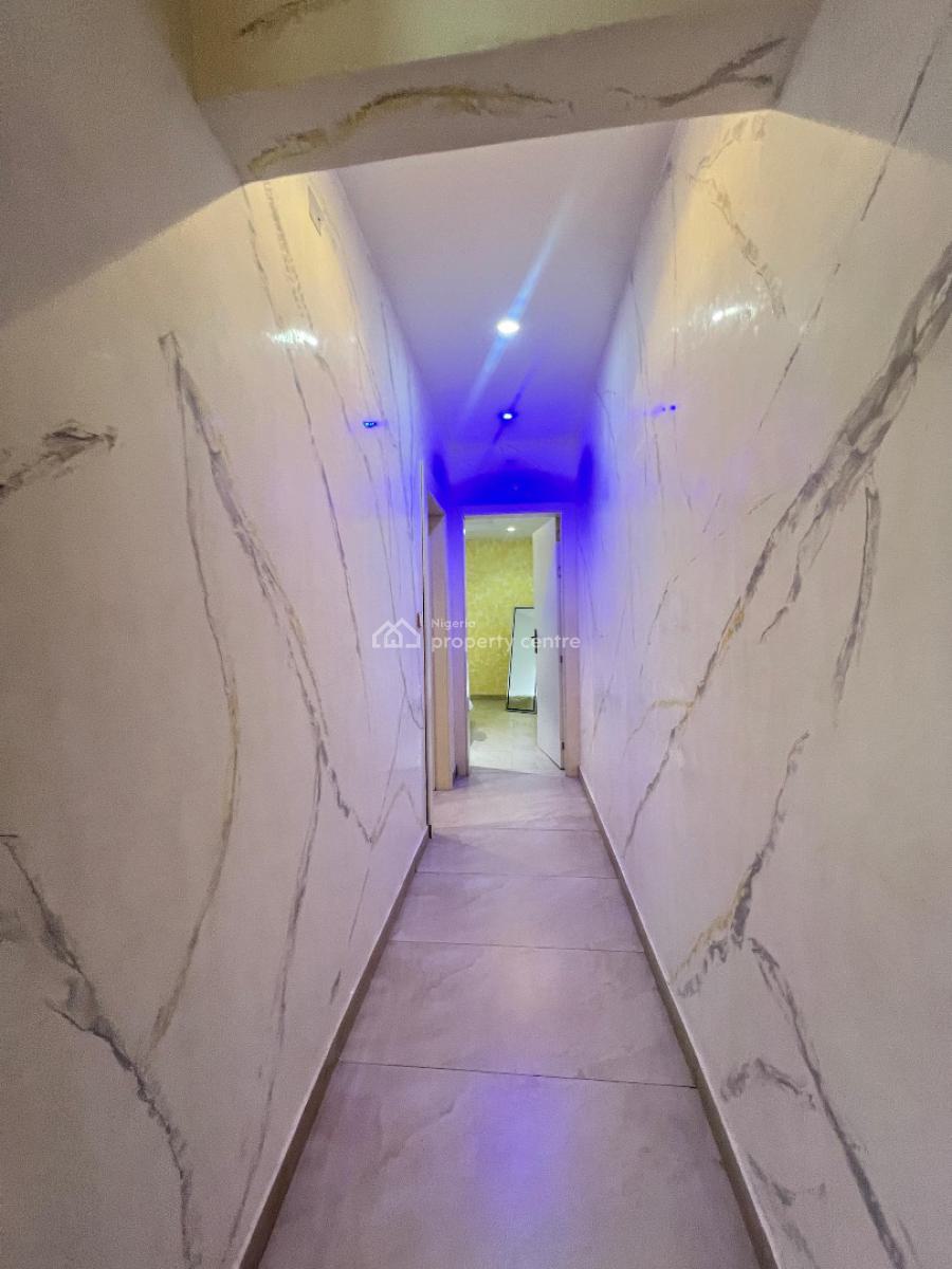 Luxurious Well Furnished 2 Bedroom Apartment with Pool & 24/7 Light, Lekki Phase 1, Lekki, Lagos, Flat / Apartment for Rent