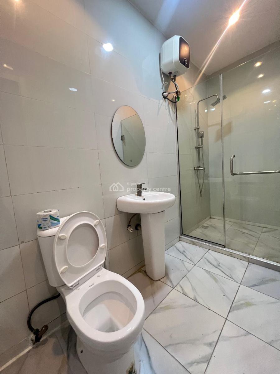 Luxurious Well Furnished 2 Bedroom Apartment with Pool & 24/7 Light, Lekki Phase 1, Lekki, Lagos, Flat / Apartment for Rent