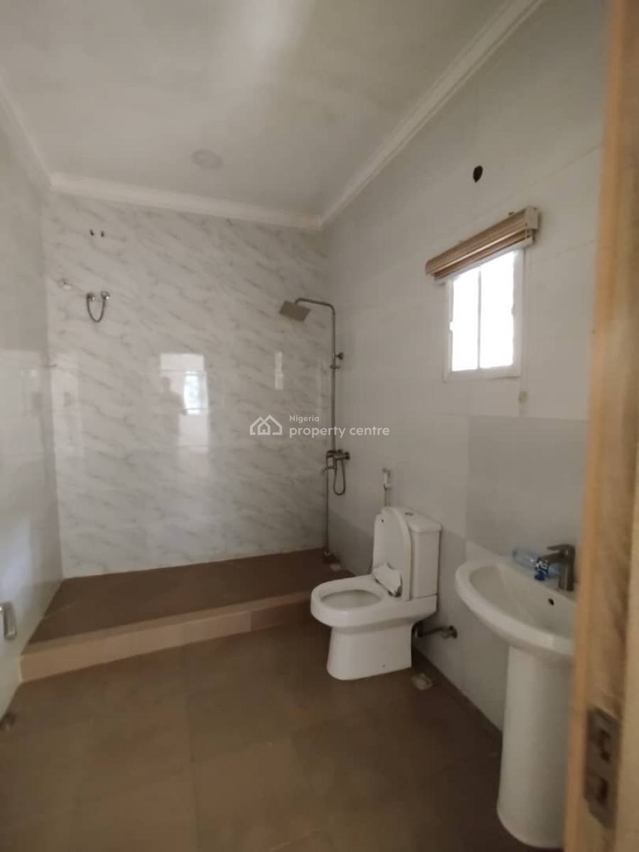 Standard 4bedroom Terrace Duplex with a Bq on a Tarred Road, Jahi, Abuja, Terraced Duplex for Rent