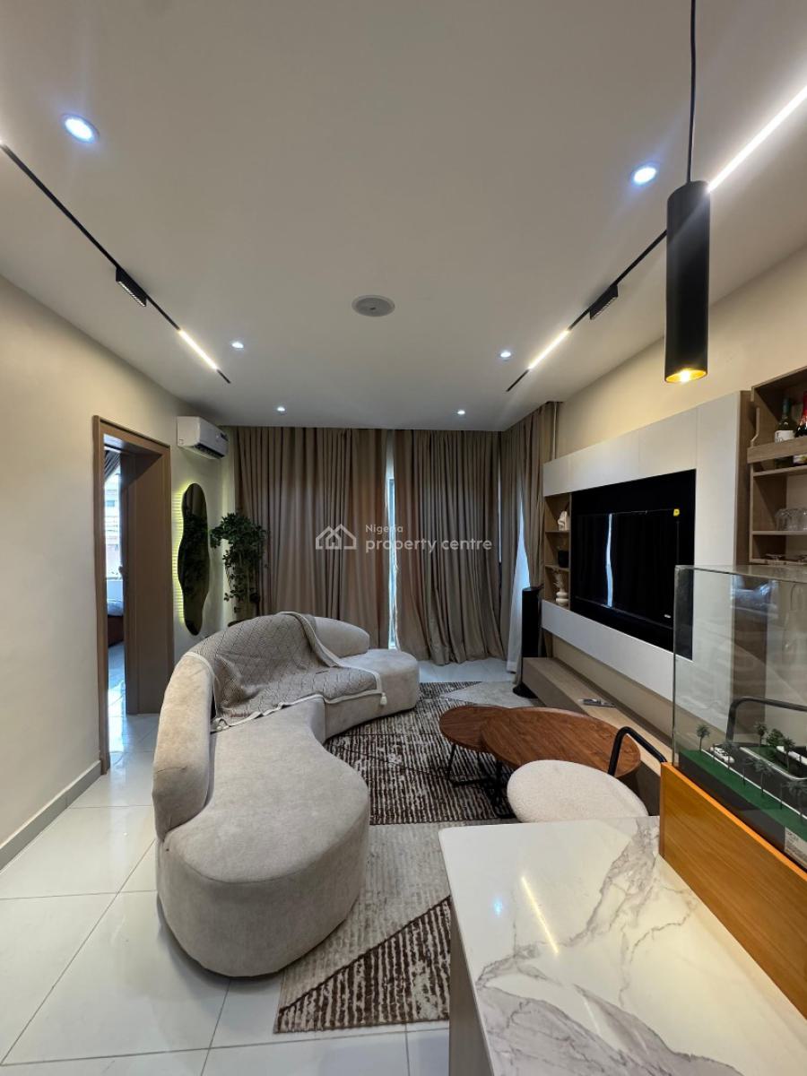 Lovely One Bedroom Apartment Suitable for Investment, Surulere, Lagos, Flat / Apartment for Sale