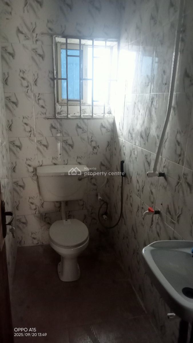 2 Bedroom Flat, Wale Adebayo Street, Ita Alhaji Bustop., Oke-aro, Ogun, Flat / Apartment for Rent