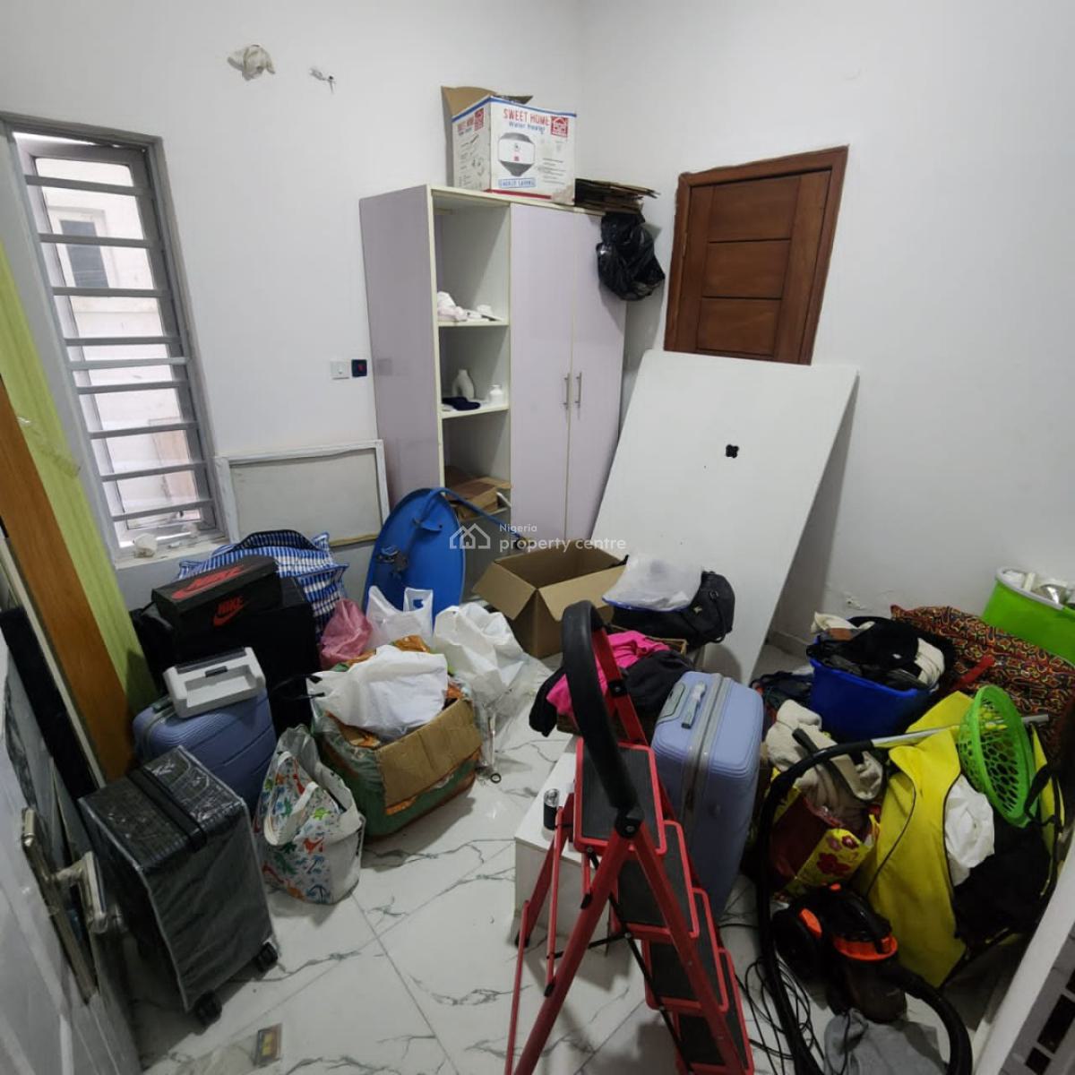 Luxurious Single Room Shared Apartment, Ikota, Lekki, Lagos, Flat / Apartment for Rent