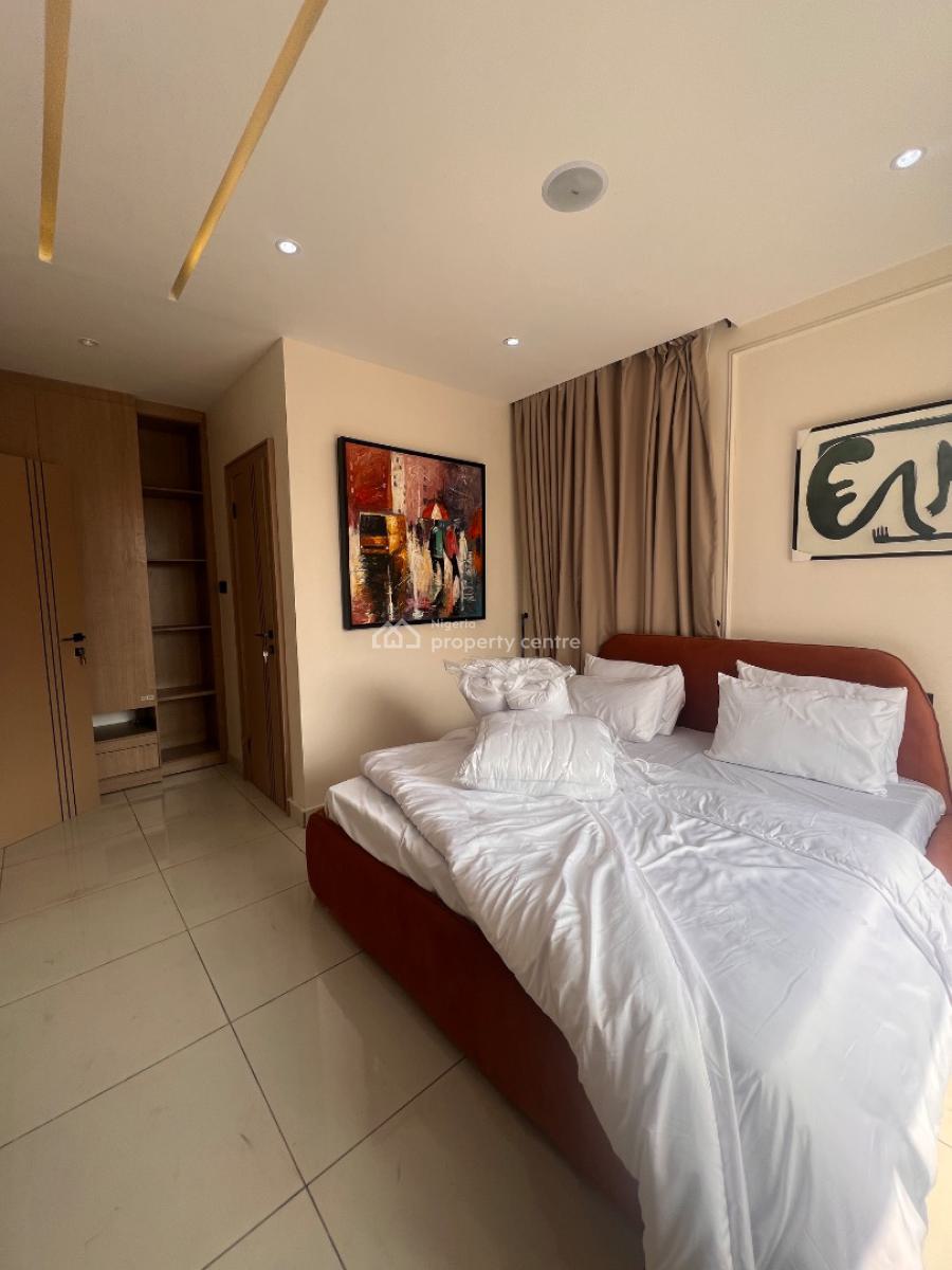 Perez Court -- Daily High Return on Investment, Ideal for Shortlet & Airbnb Investment, Surulere, Lagos, Flat / Apartment for Sale