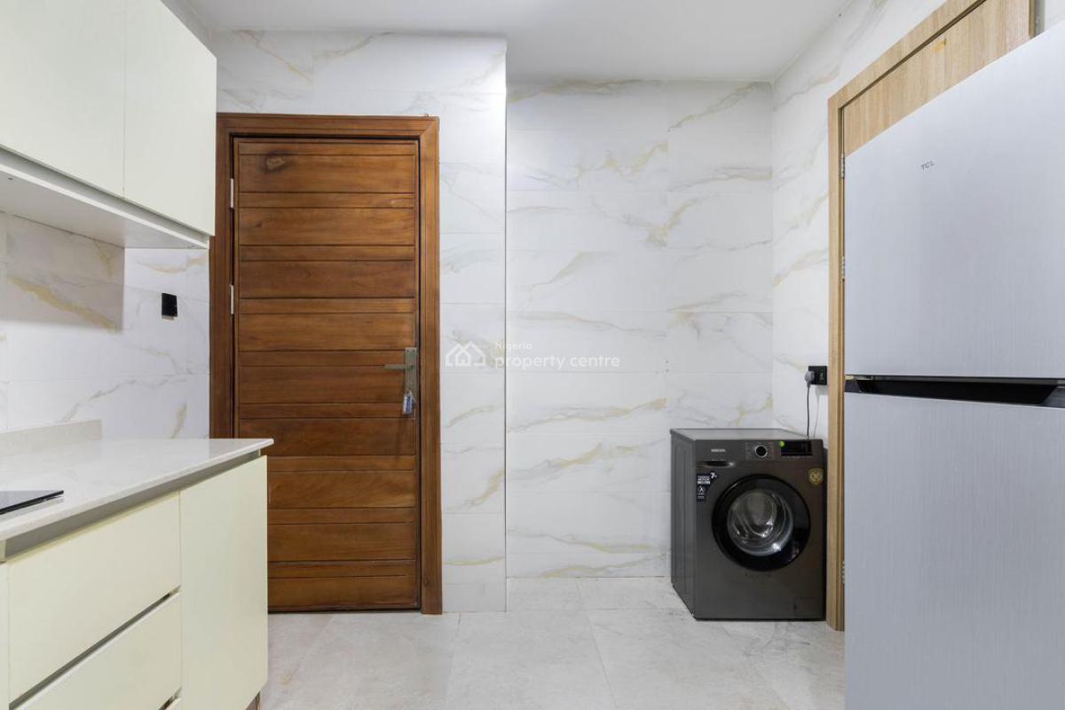 Newly Furnished 2bedroom Apartment with Pool, Lekki Phase 1, Lekki, Lagos, Flat / Apartment Short Let