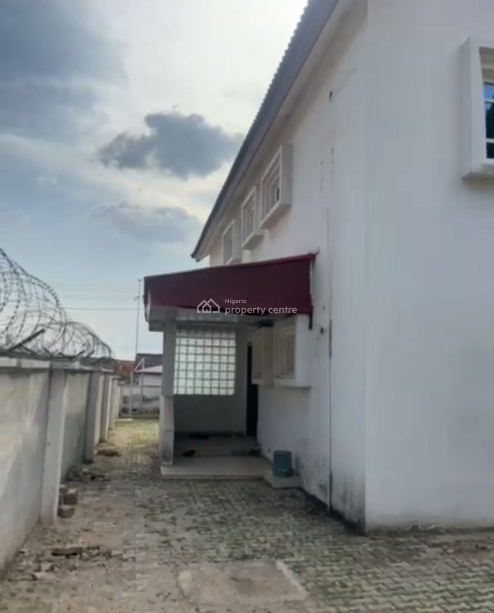 4/2 Bedroom Flat Boys Charlet, Aso Garden Estate, Maitama District, Abuja, Block of Flats for Sale