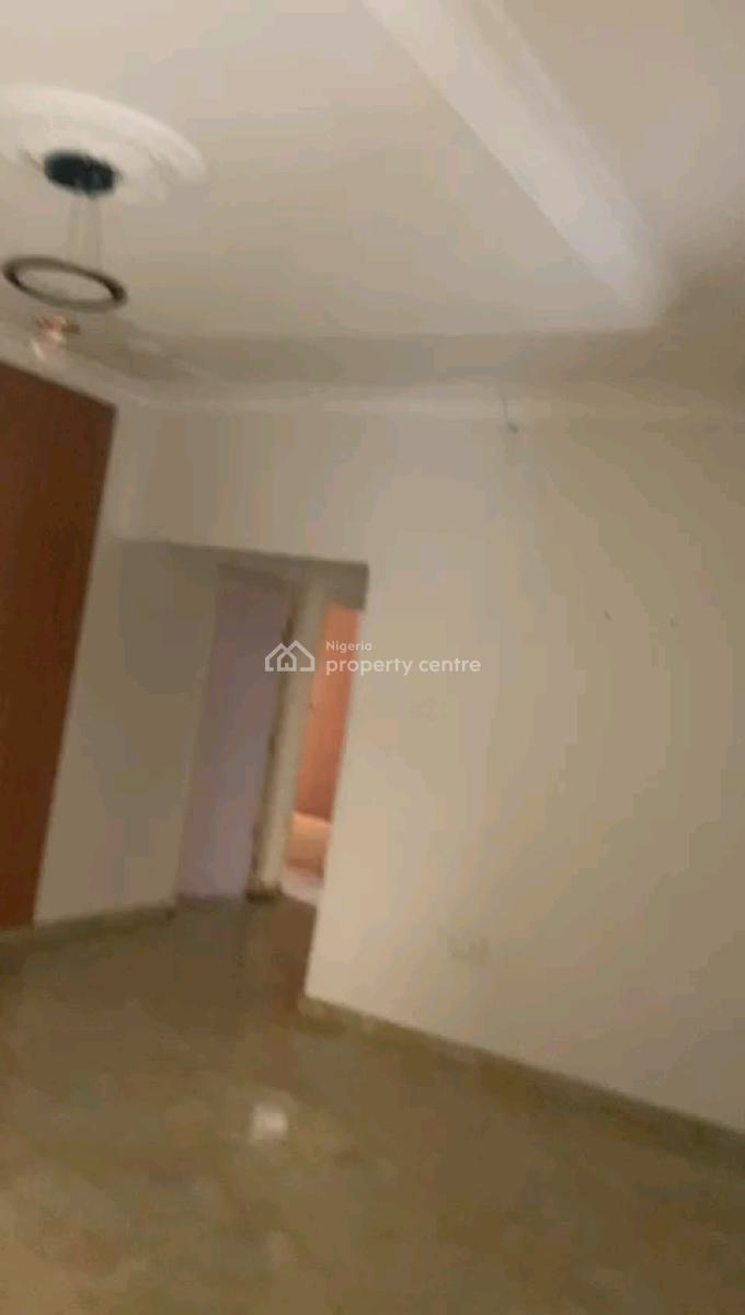 a Lovely and Fantastic 3 Bed Rooms, Akoka, Yaba, Lagos, Flat / Apartment for Rent