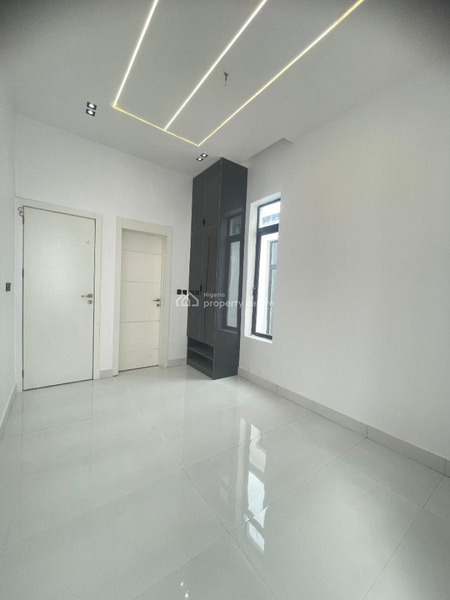 a Well Built 5 Bedroom Fully Detached Duplex with Bq & Pool., Ajah, Lekki, Lagos, Detached Duplex for Sale