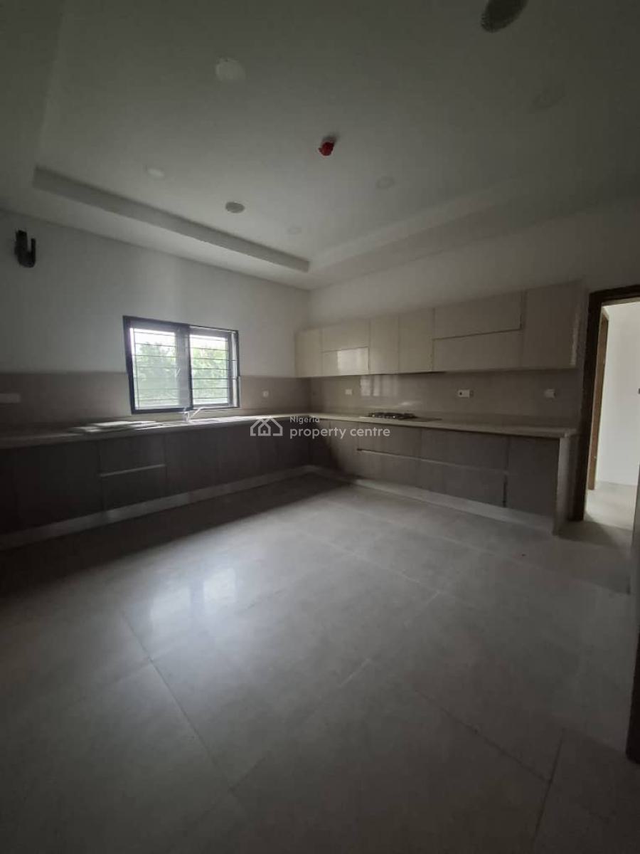 Spacious 5 Bedroom Terrace Duplex (4 Units Available), Lekki Phase 1, Lekki, Lagos, Terraced Duplex for Rent