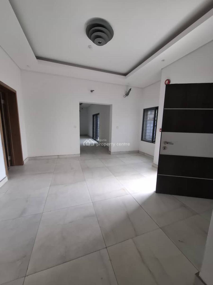 Spacious 5 Bedroom Terrace Duplex (4 Units Available), Lekki Phase 1, Lekki, Lagos, Terraced Duplex for Rent