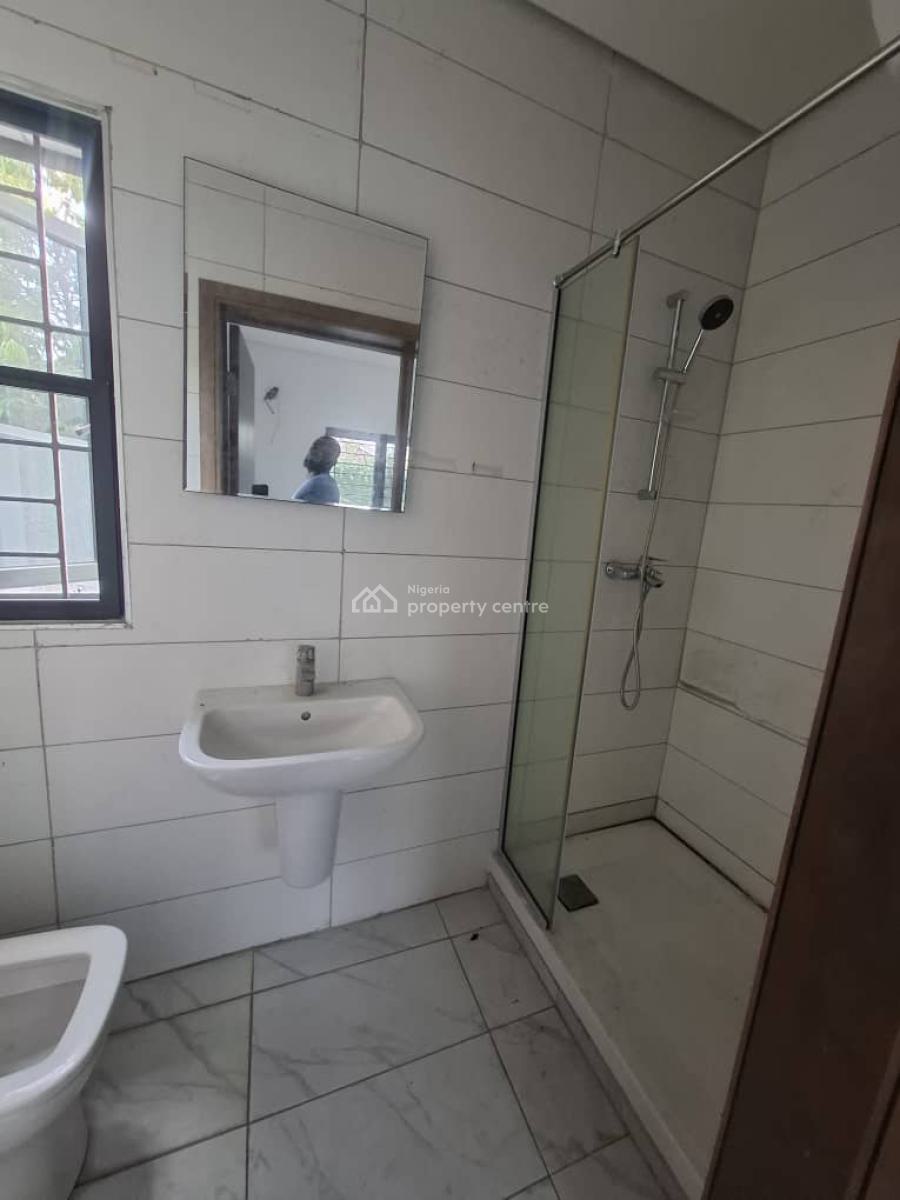 Spacious 5 Bedroom Terrace Duplex (4 Units Available), Lekki Phase 1, Lekki, Lagos, Terraced Duplex for Rent