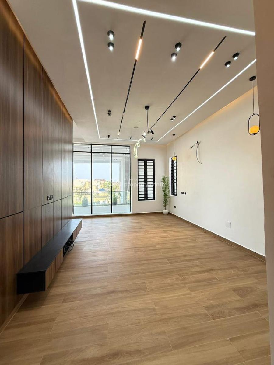 Stunning 5 Bedrooms Luxury Home, Ikota, Lekki, Lagos, Detached Duplex for Sale