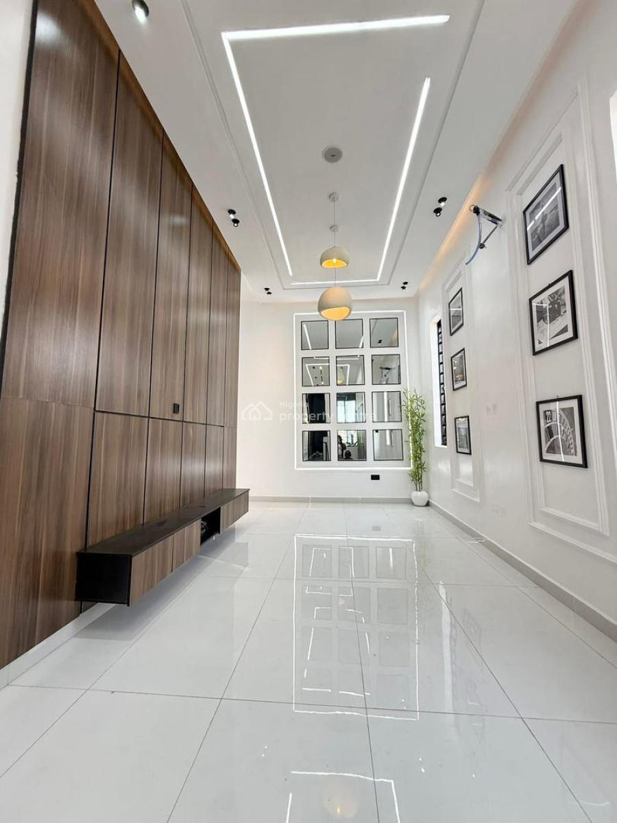 Stunning 5 Bedrooms Luxury Home, Ikota, Lekki, Lagos, Detached Duplex for Sale