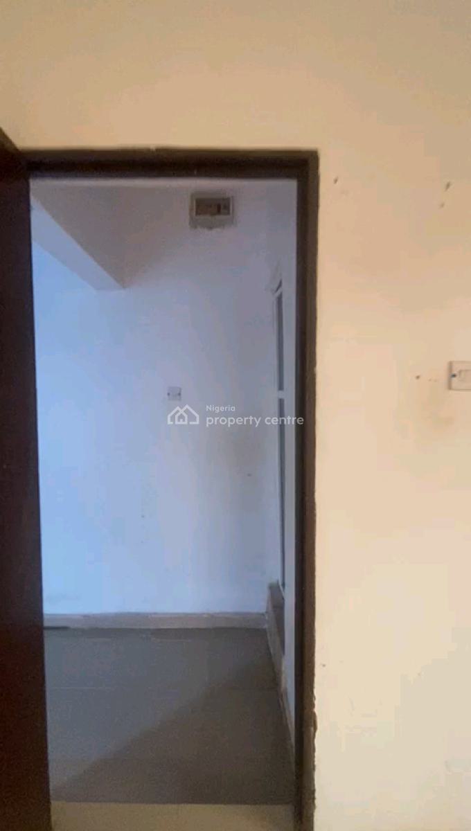 Newly Renovated Spacious Mini Apartments with 1t1b All Tilled, Ifako, Gbagada, Lagos, Mini Flat (room and Parlour) for Rent