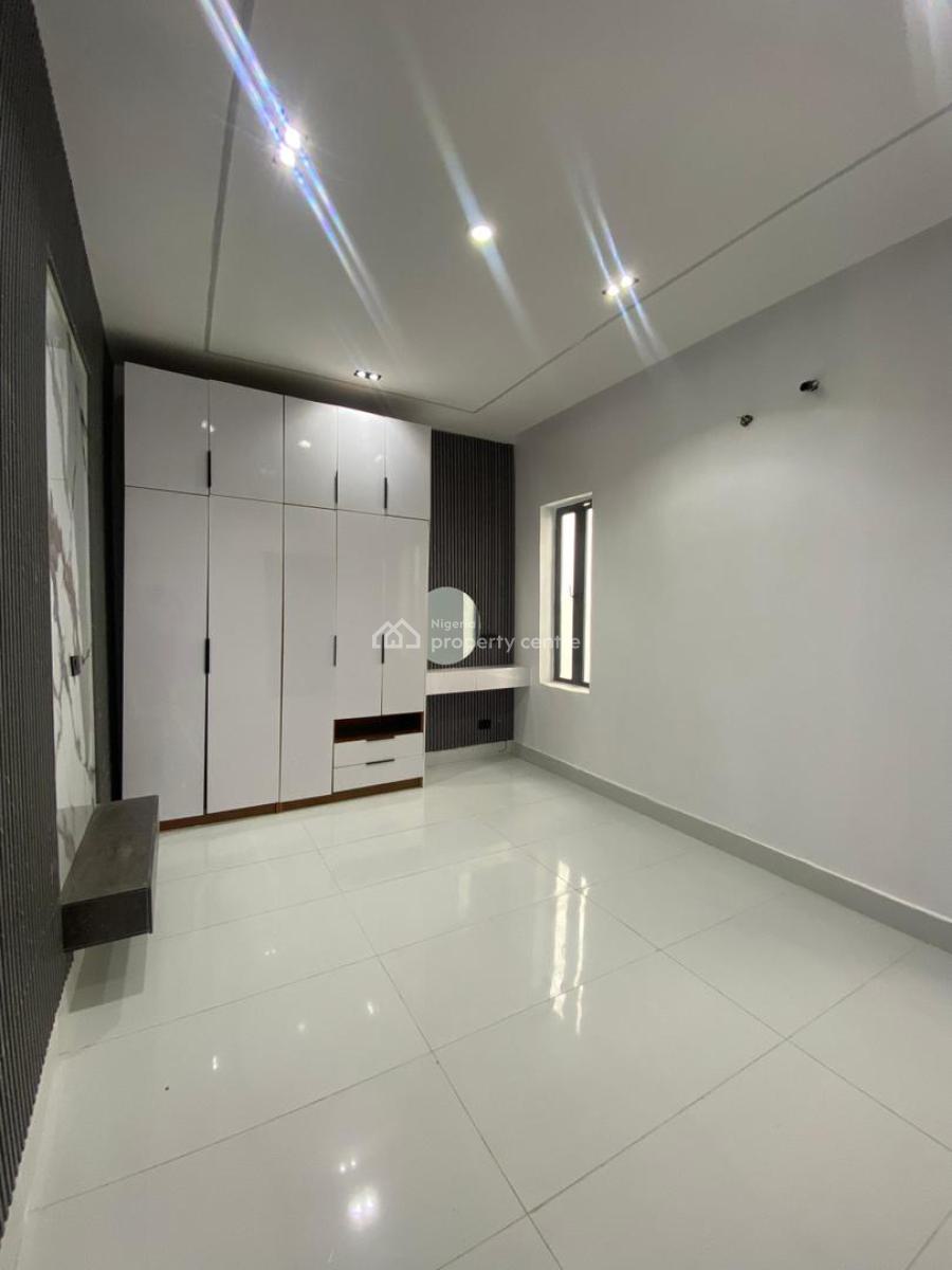 a Lovely 5 Bedroom Fully Detached Duplex with Bq & Swimming Pool., Ajah, Lagos, Detached Duplex for Sale