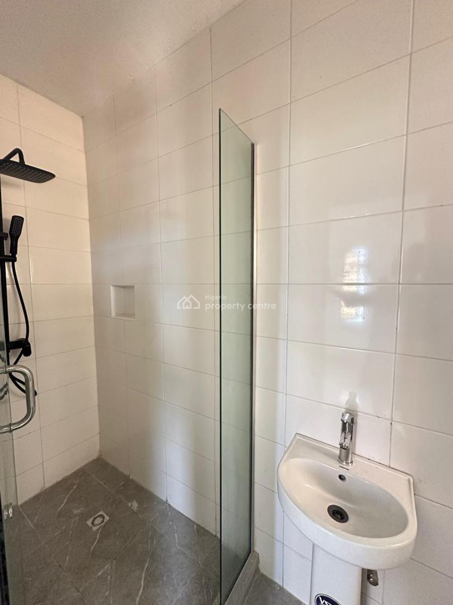 Beautiful 2 Bedroom Apartment, Lekki, Ologolo, Lekki, Lagos, Flat / Apartment for Sale