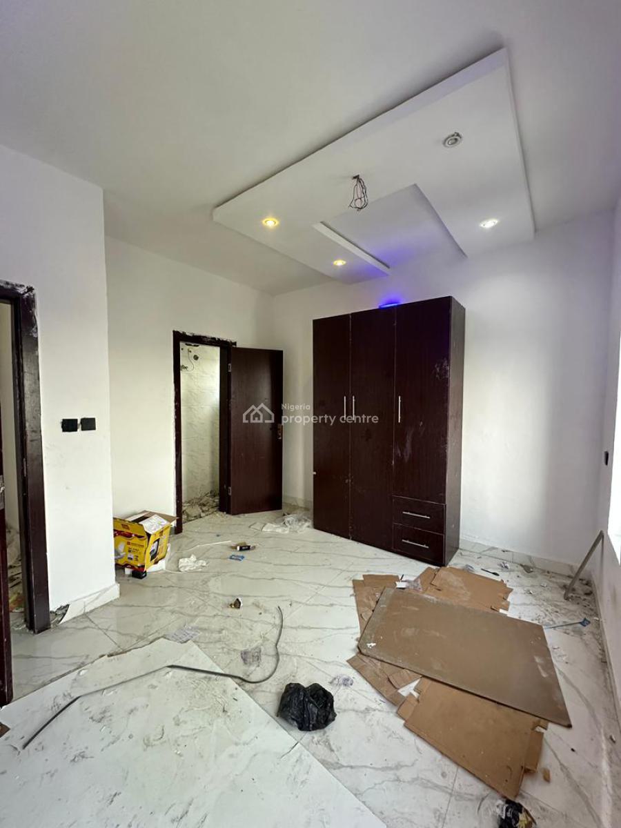 Spacious 2 Bedroom Apartment, Ajah, Lagos, Flat / Apartment for Sale