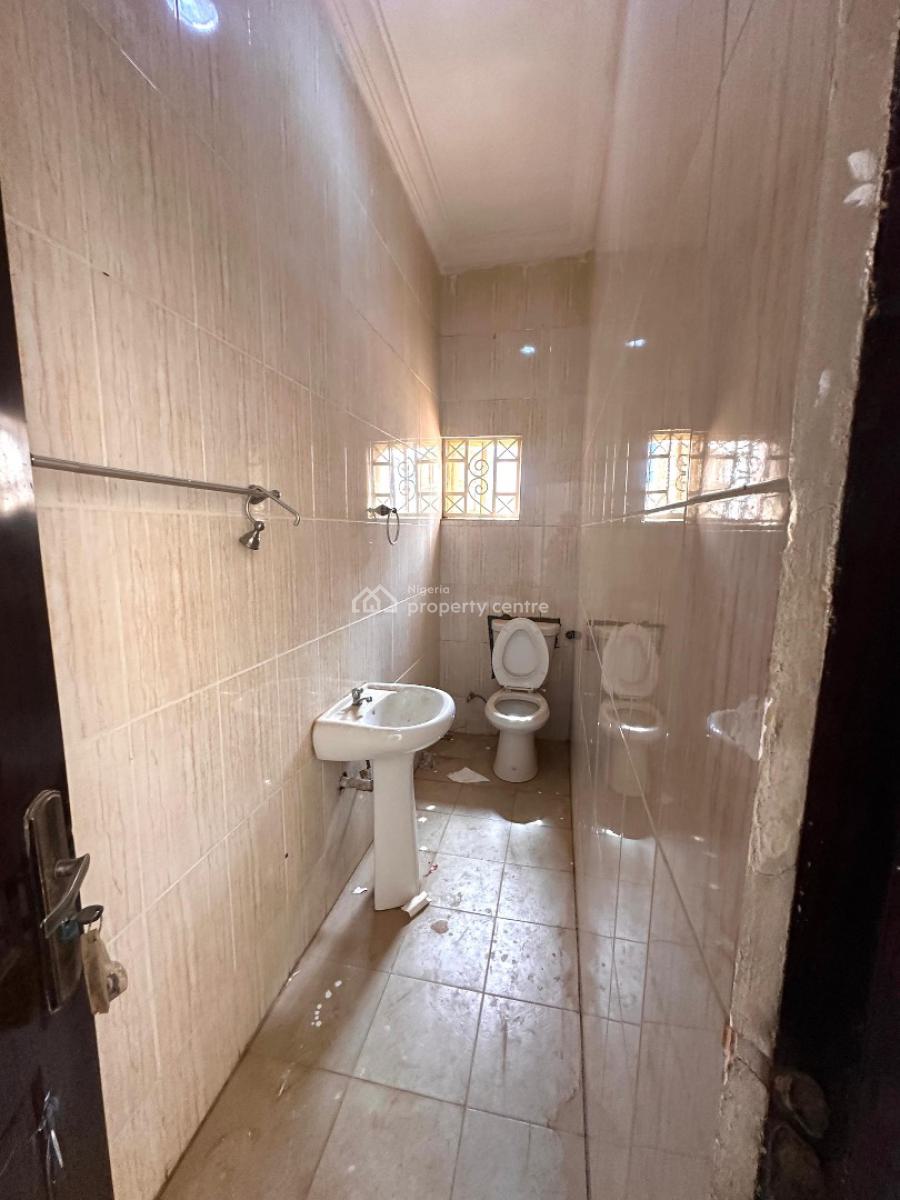 Spacious 3 Bedrooms Flats, Katampe (main), Katampe, Abuja, Flat / Apartment for Rent